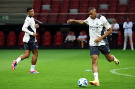 崑再度展示 崑再度展示